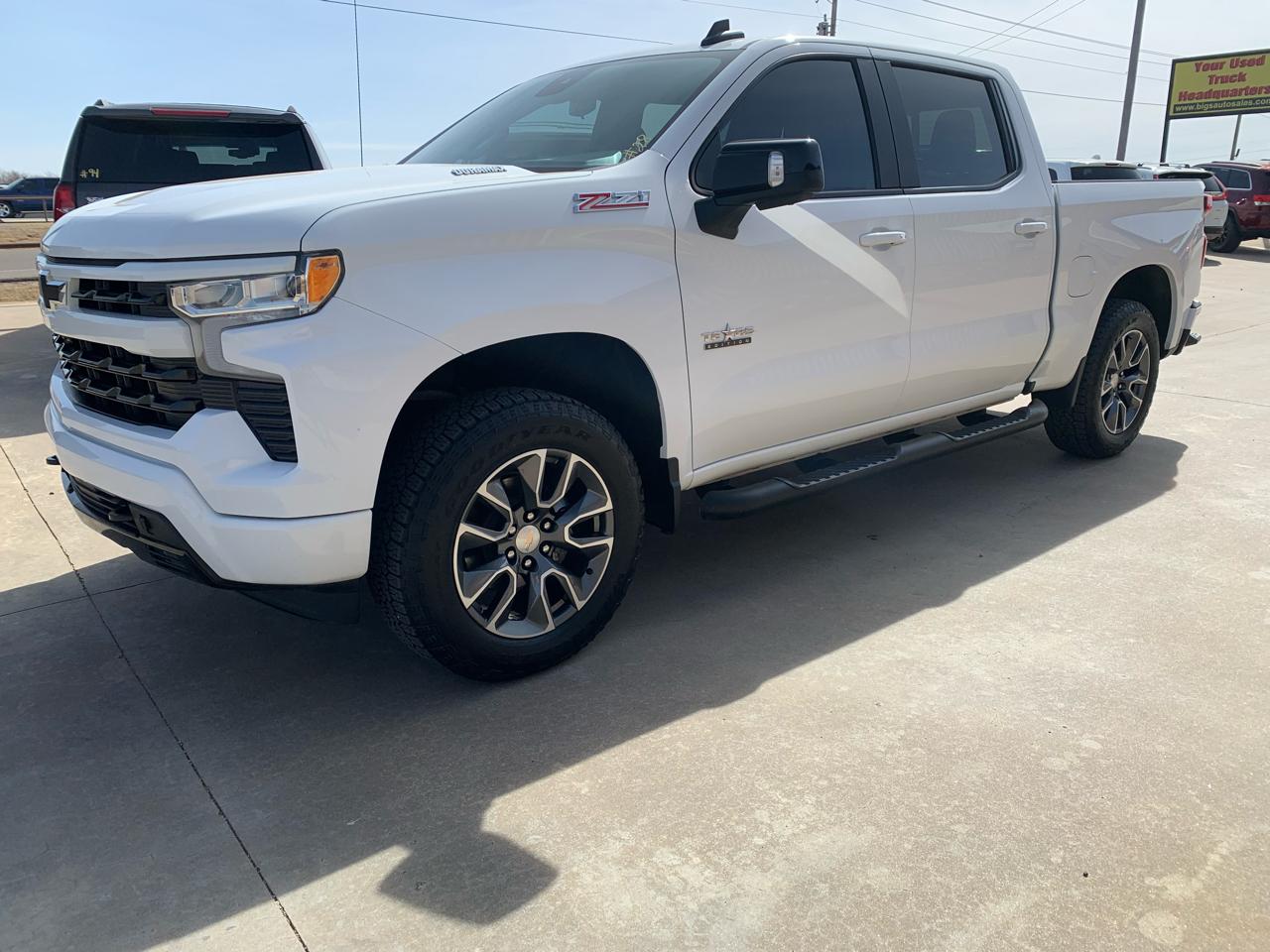 Chevrolet Silverado 1500 4WD Crew Cab 147" RST 2022