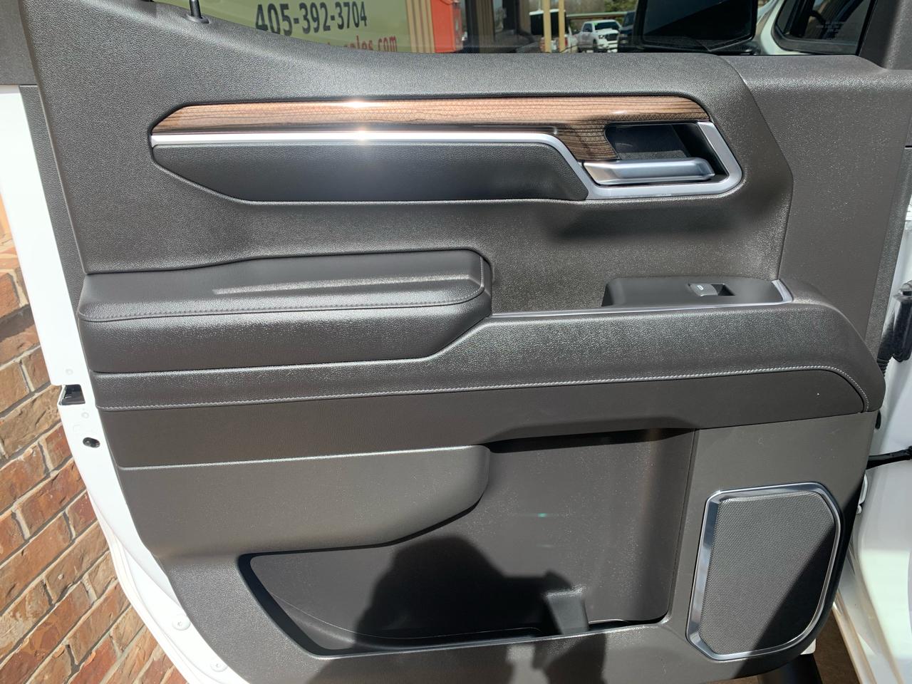 Chevrolet Silverado 1500 4WD Crew Cab 147" RST 2022