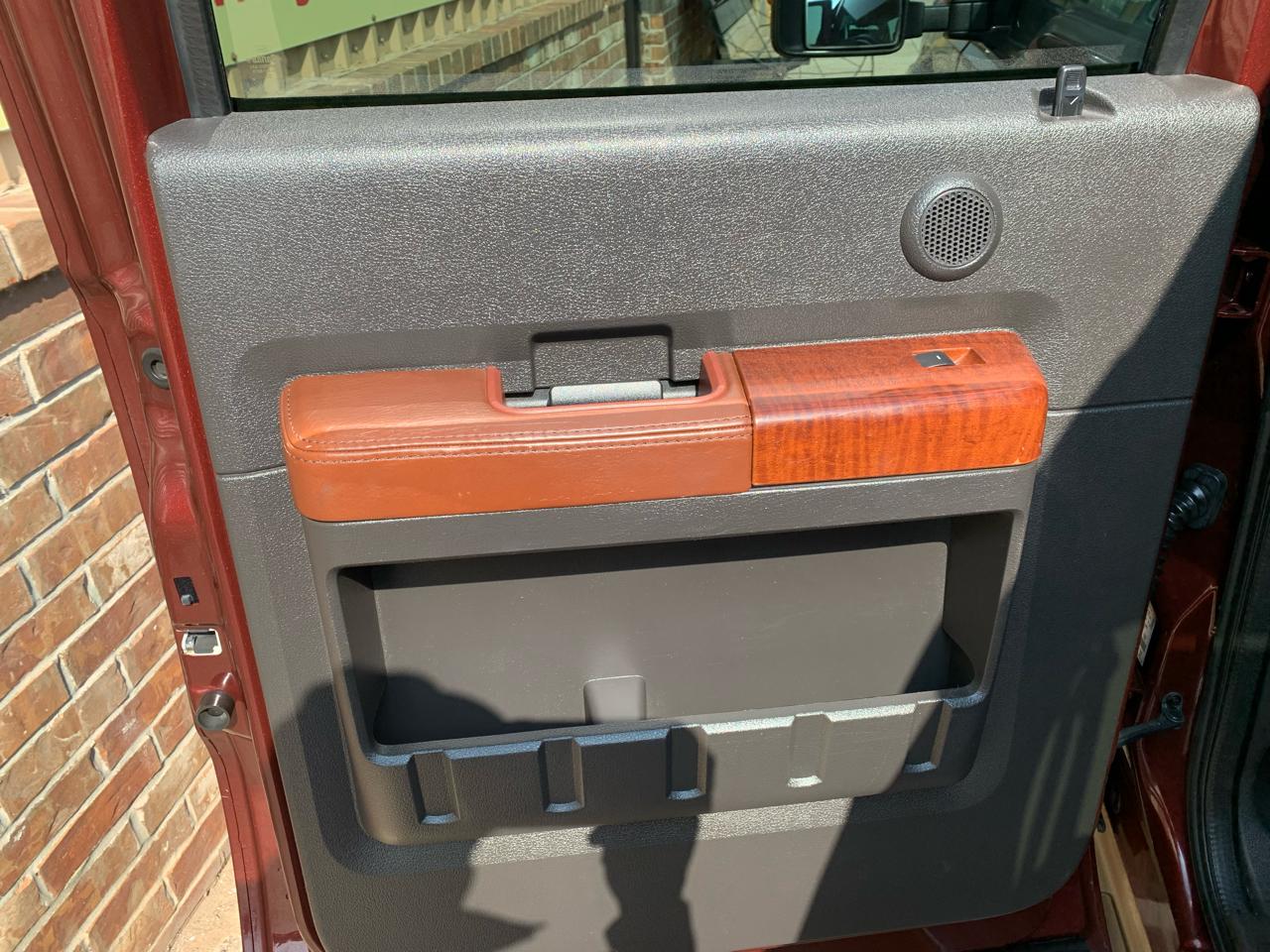 Ford Super Duty F-250 SRW 2WD Crew Cab 156" King Ranch 2011