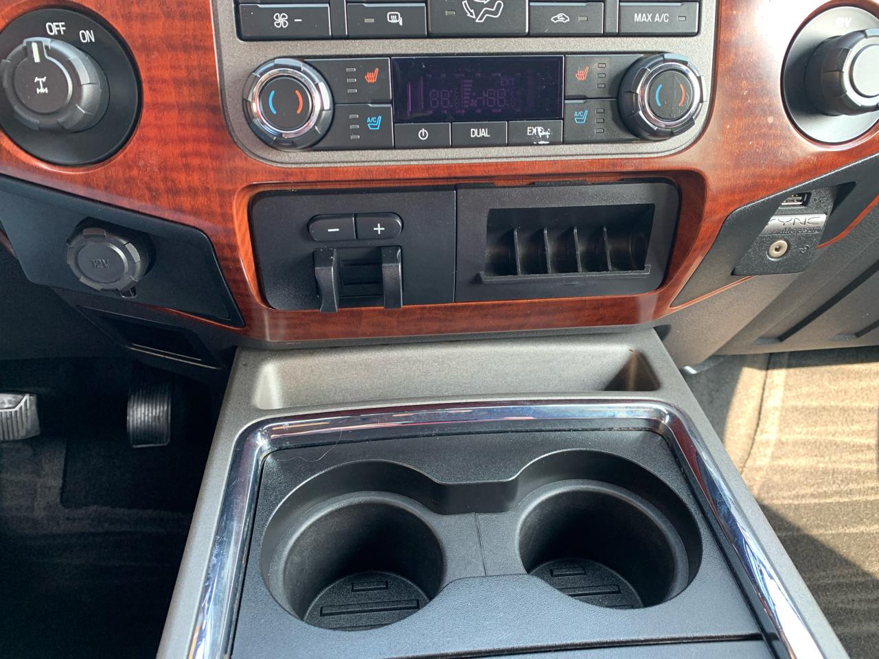 Ford Super Duty F-250 SRW 2WD Crew Cab 156" King Ranch 2011