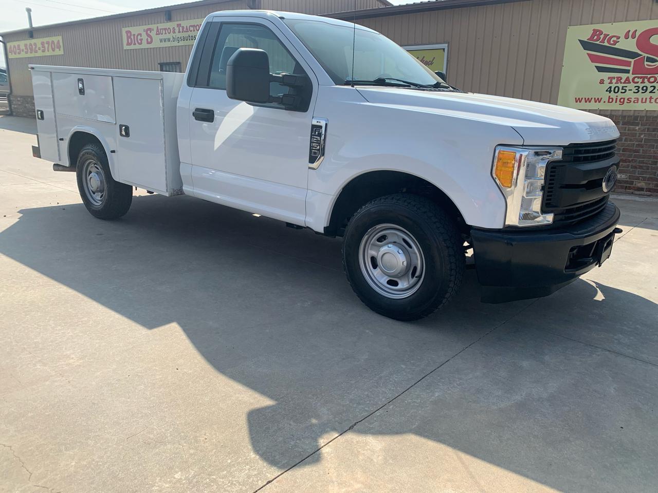 2017 Ford Super Duty F-250 SRW XL 2WD Reg Cab 8' Box
