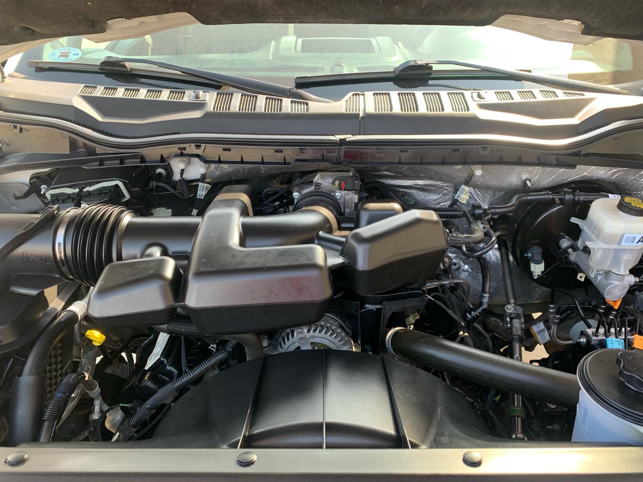 Ford Super Duty F-250 SRW XL 2WD Reg Cab 8' Box 2017