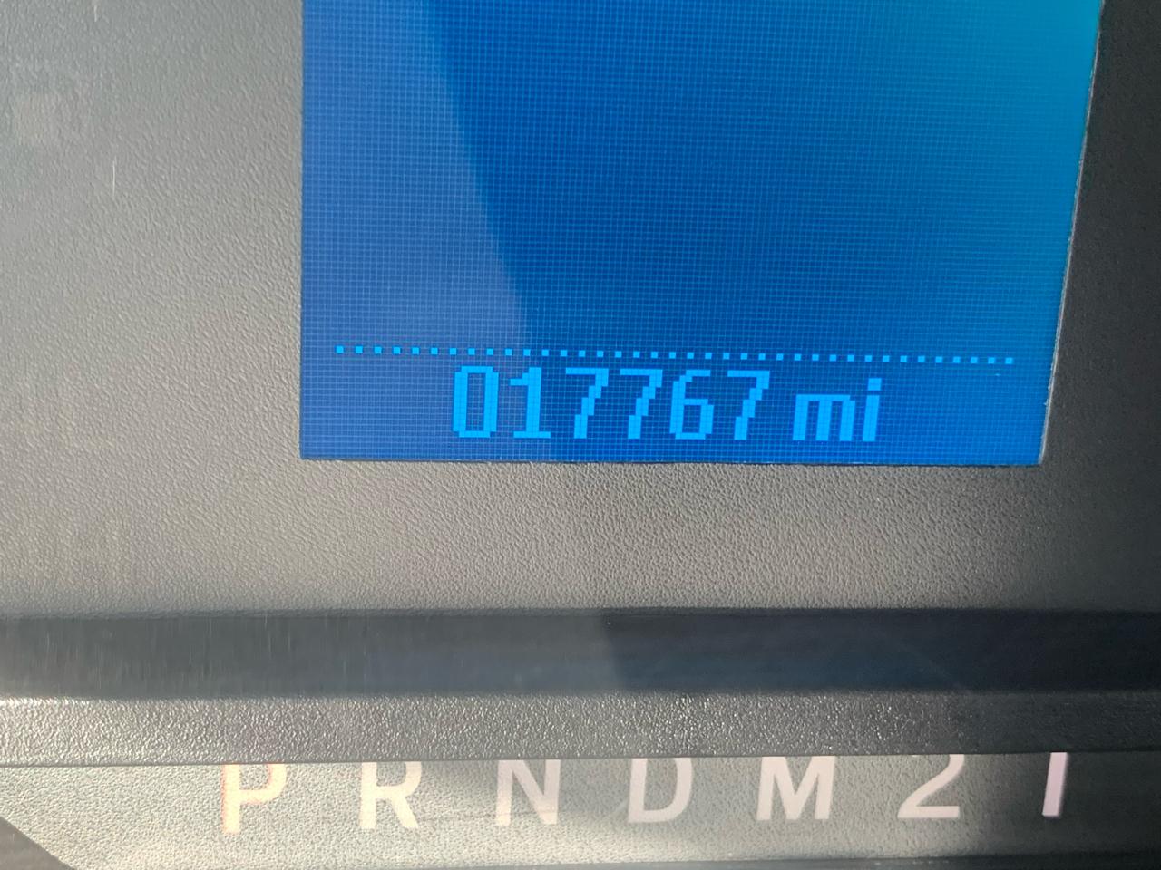 Ford Super Duty F-250 SRW XL 2WD Reg Cab 8' Box 2017