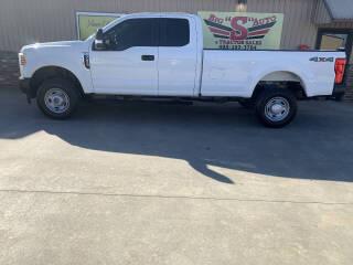 Ford Super Duty F-250 4WD SuperCab 158" XL 2019