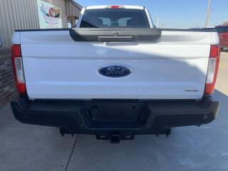 Ford Super Duty F-250 4WD SuperCab 158" XL 2019