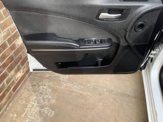 Dodge Charger 4dr Sdn R/T RWD 2016