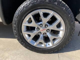 GMC Sierra 1500 4WD Crew Cab 143.5" SLT 2016