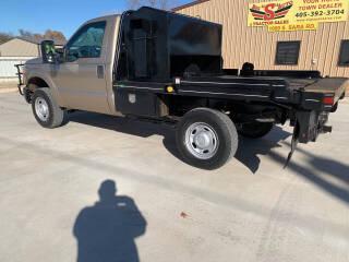 Ford Super Duty F-250 SRW 4WD Reg Cab 137" XLT 2012
