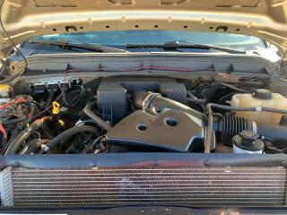 Ford Super Duty F-250 SRW 4WD Reg Cab 137" XLT 2012