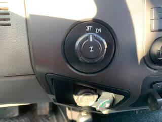 Ford Super Duty F-250 SRW 4WD Reg Cab 137" XLT 2012