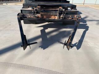 Ford Super Duty F-250 SRW 4WD Reg Cab 137" XLT 2012