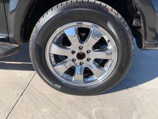 Toyota Tundra DoubleCab V8 Ltd (Natl) 2004