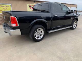 RAM 1500 4WD Crew Cab 140.5" Laramie Longhorn 2015