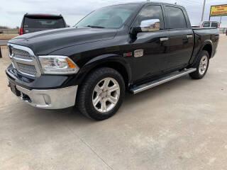 RAM 1500 4WD Crew Cab 140.5" Laramie Longhorn 2015