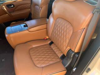 Infiniti QX80 LUXE AWD 2019