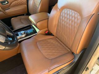 Infiniti QX80 LUXE AWD 2019