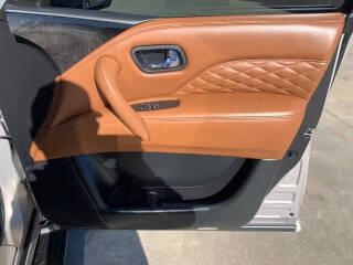 Infiniti QX80 LUXE AWD 2019