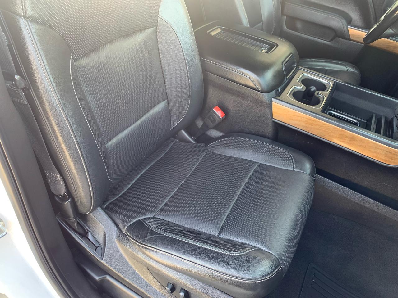 Chevrolet Silverado 1500 4WD Crew Cab 143.5" LTZ w/1LZ 2018