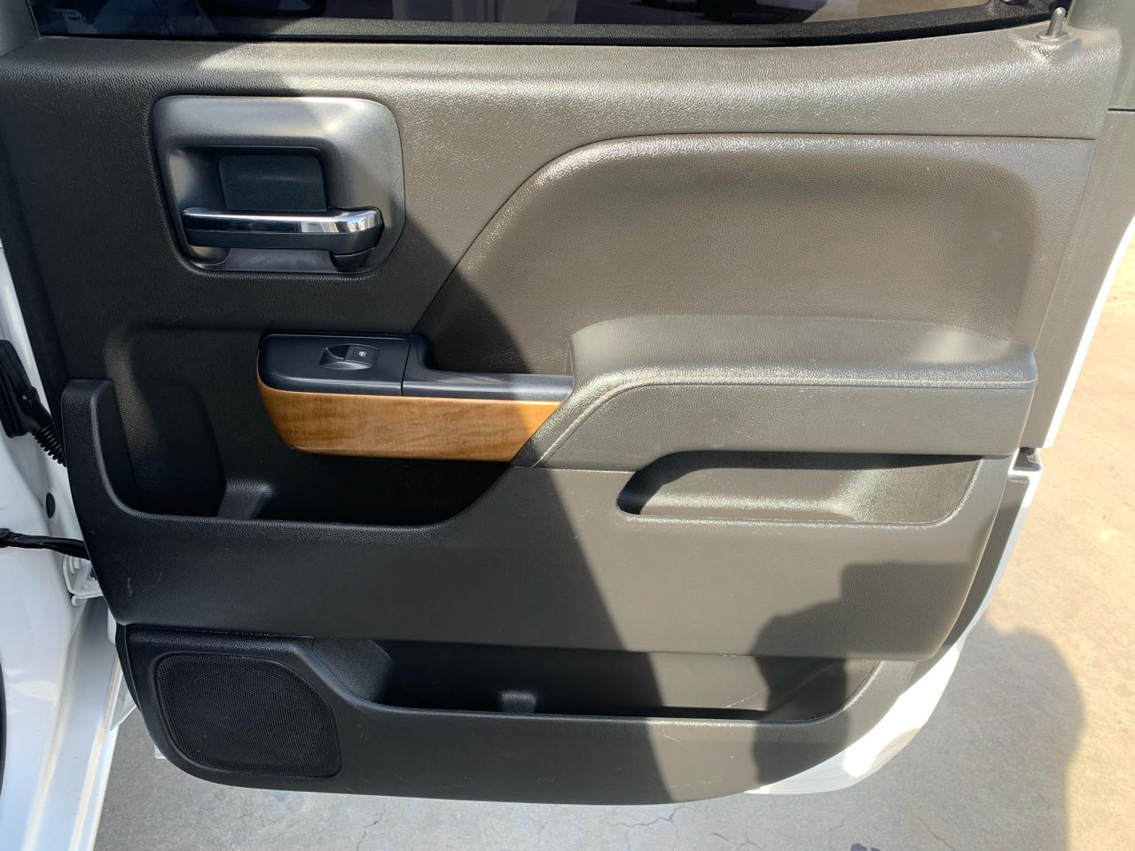 Chevrolet Silverado 1500 4WD Crew Cab 143.5" LTZ w/1LZ 2018