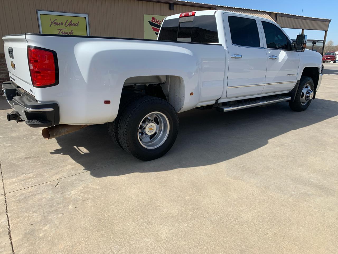 Chevrolet Silverado 3500HD 2WD Crew Cab 167.7" LTZ 2017