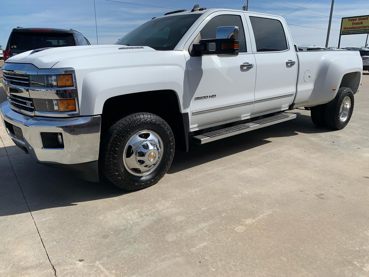 Chevrolet Silverado 3500HD 2WD Crew Cab 167.7" LTZ 2017