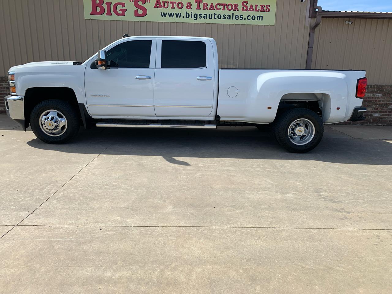Chevrolet Silverado 3500HD 2WD Crew Cab 167.7" LTZ 2017
