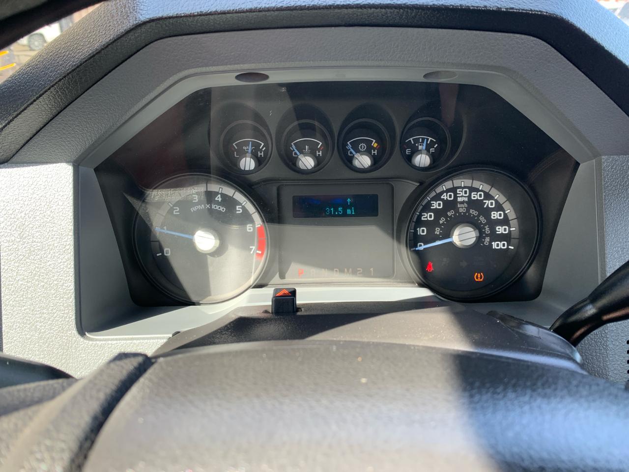 Ford Super Duty F-250 SRW 2WD Reg Cab 137" XLT 2015