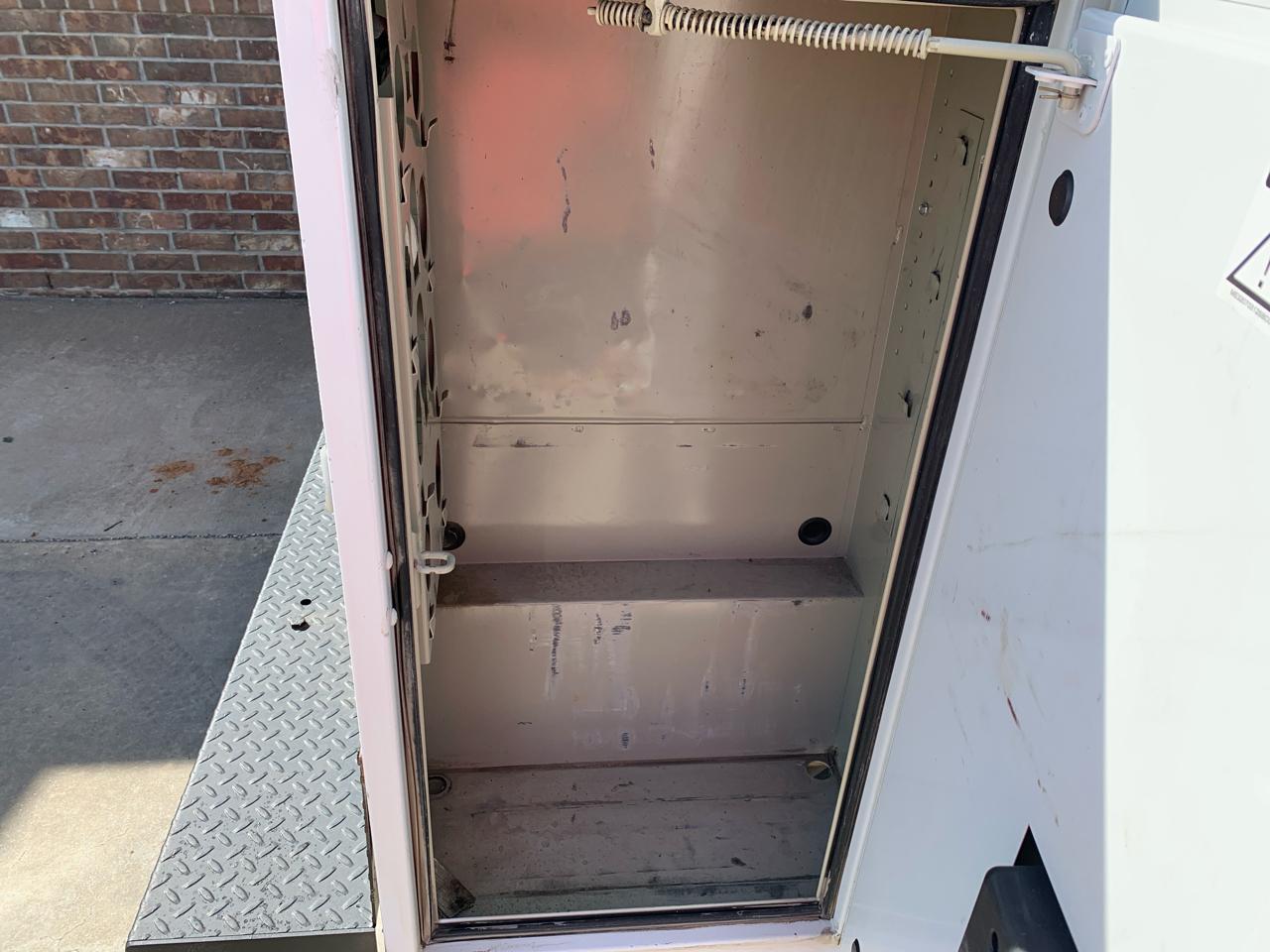 Ford Super Duty F-250 SRW 2WD Reg Cab 137" XLT 2015