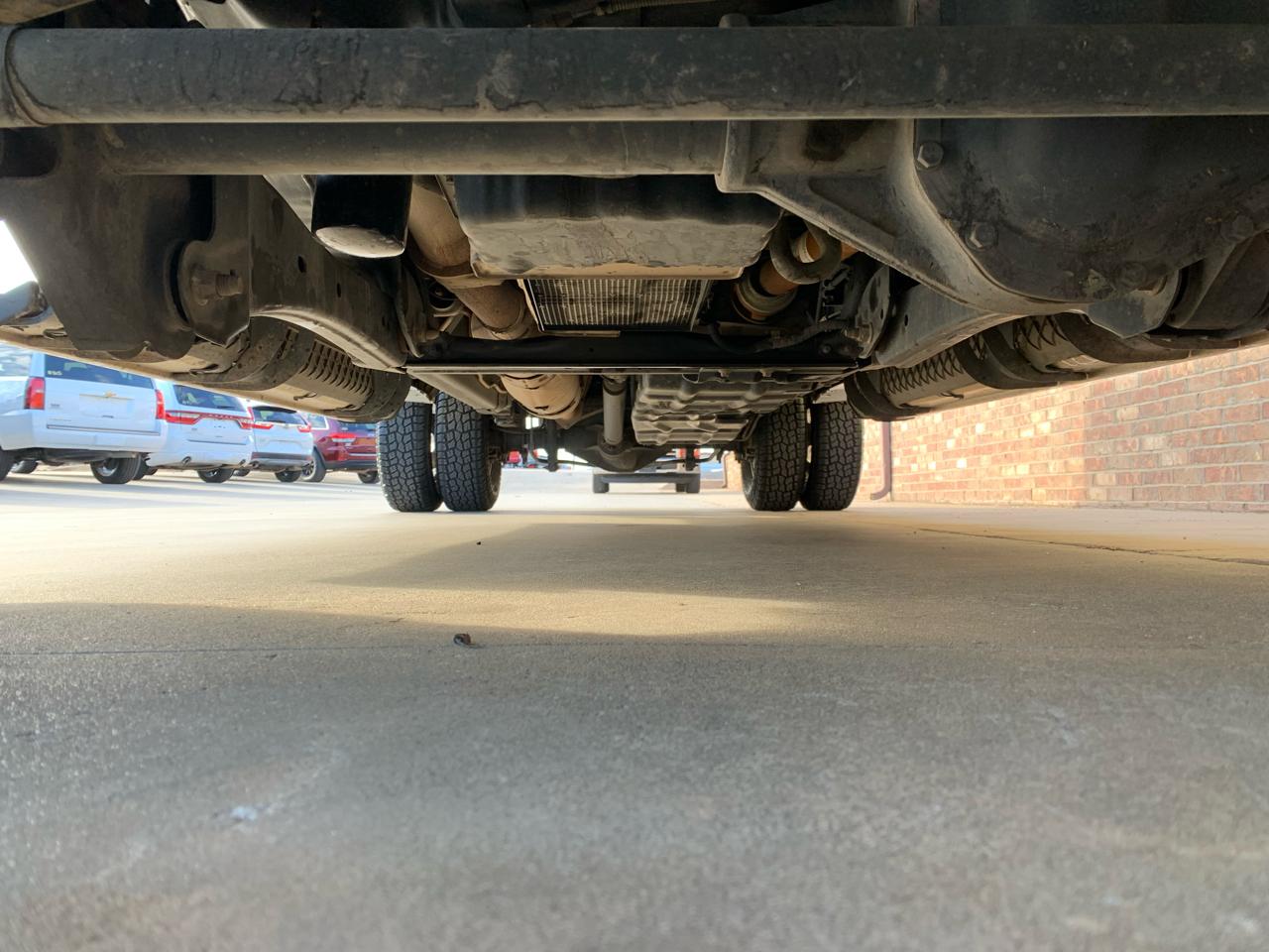 Ford Super Duty F-350 DRW XLT 4WD Crew Cab 8' Box 2022