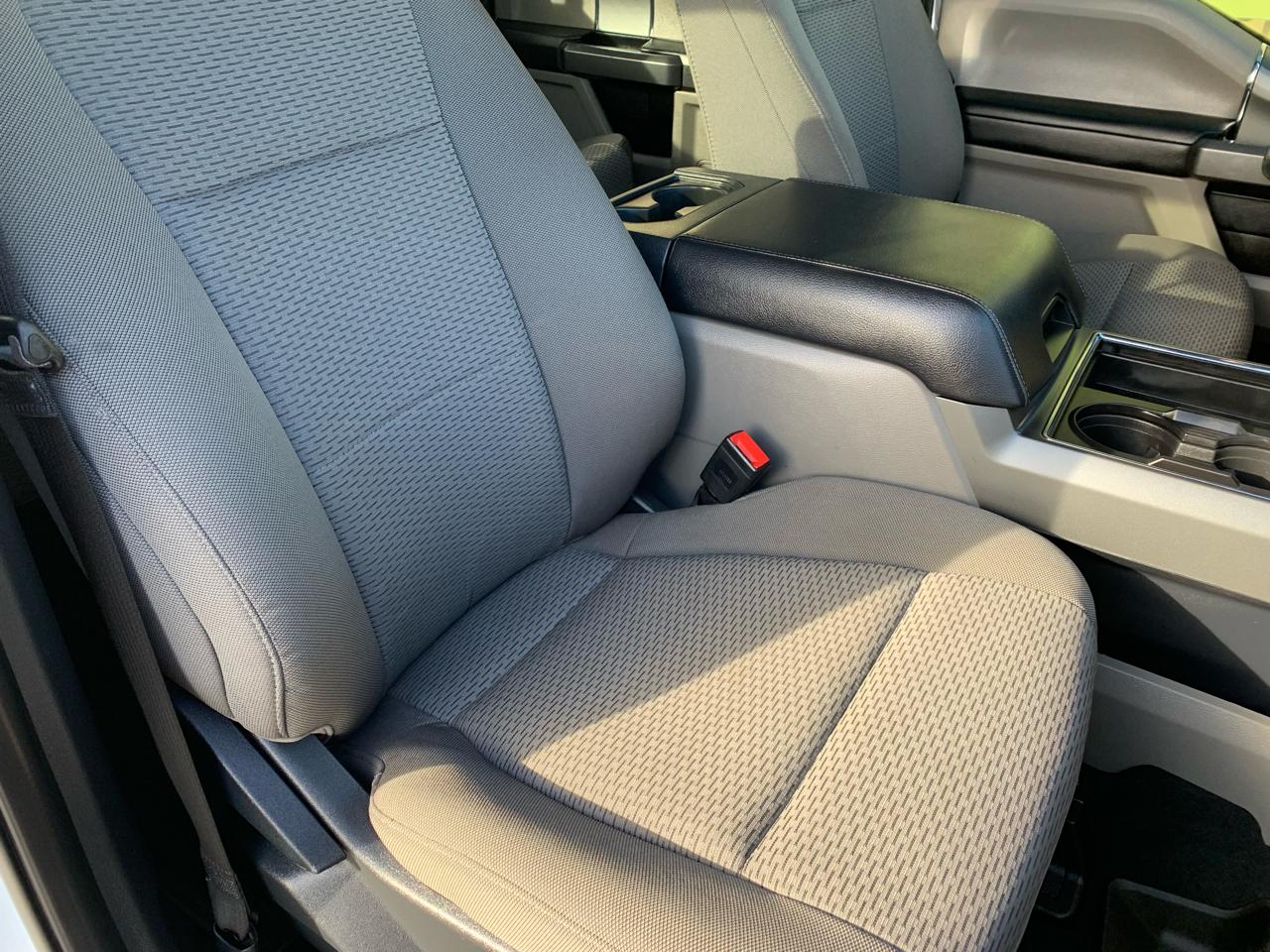 Ford Super Duty F-350 DRW XLT 4WD Crew Cab 8' Box 2022