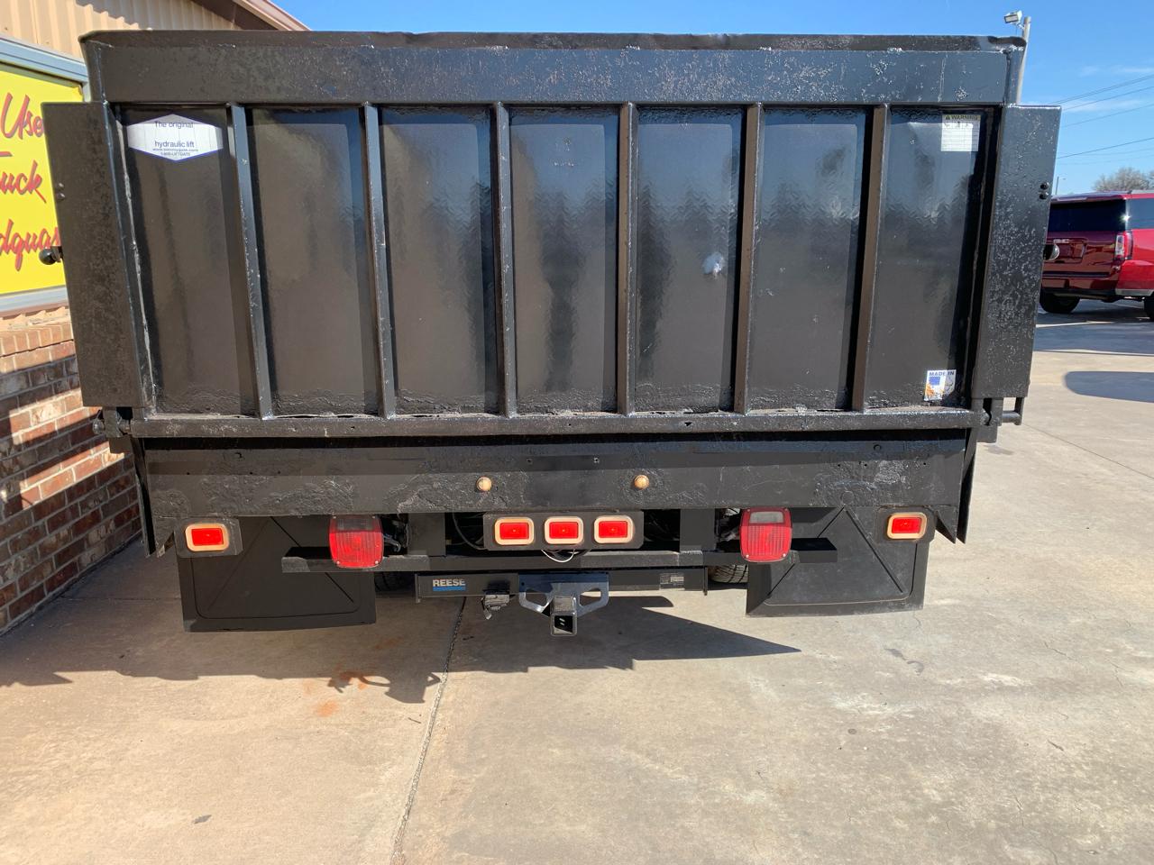 Ford Super Duty F-350 DRW 2WD Crew Cab 176" WB 60" CA XL 2015