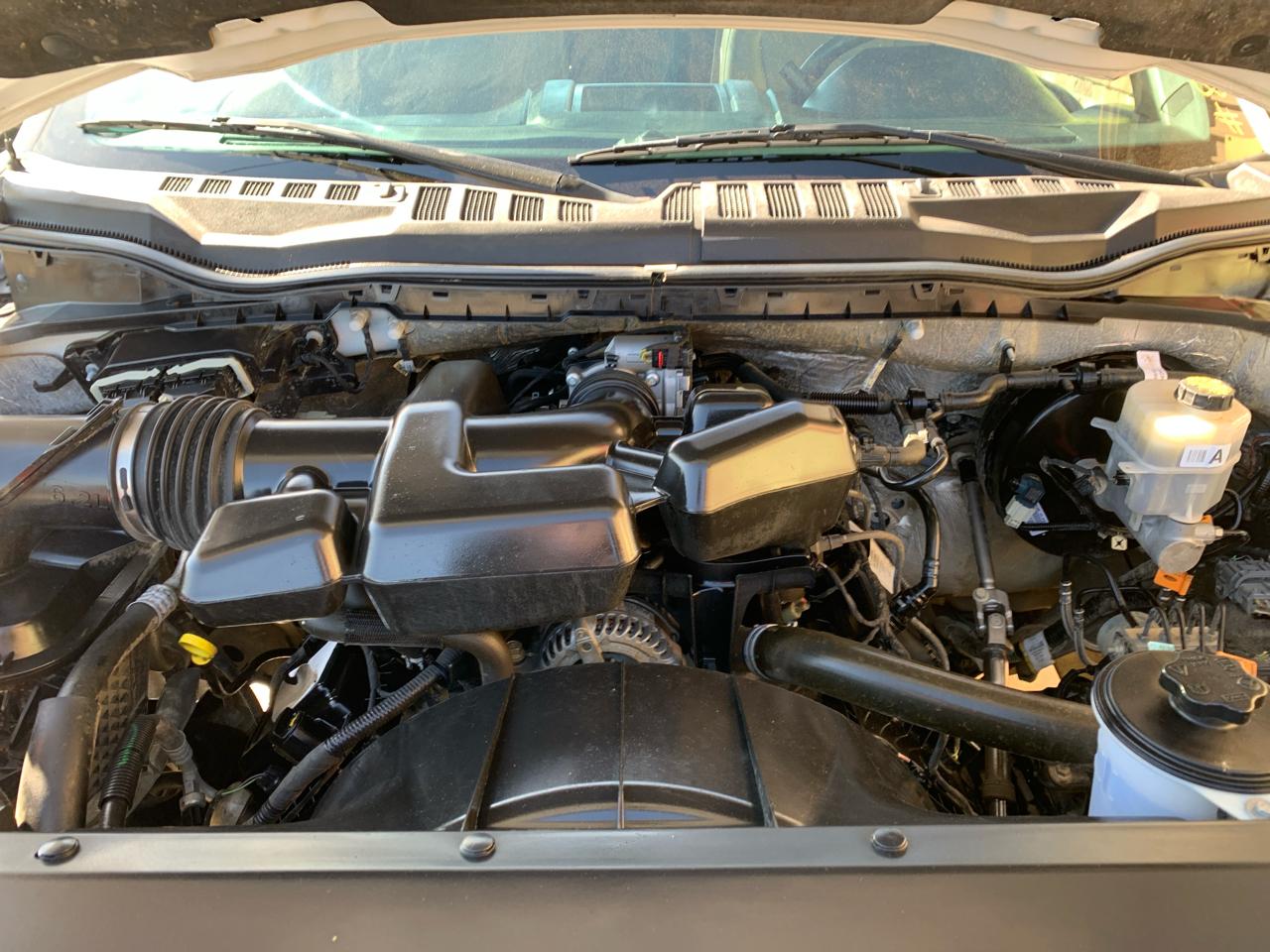 Ford Super Duty F-250 SRW XL 2WD Reg Cab 8' Box 2017