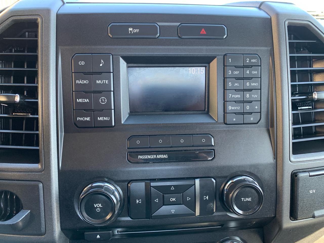 Ford Super Duty F-250 SRW XL 2WD Reg Cab 8' Box 2017