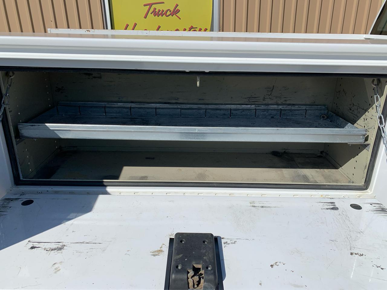 Ford Super Duty F-250 SRW XL 2WD Reg Cab 8' Box 2017