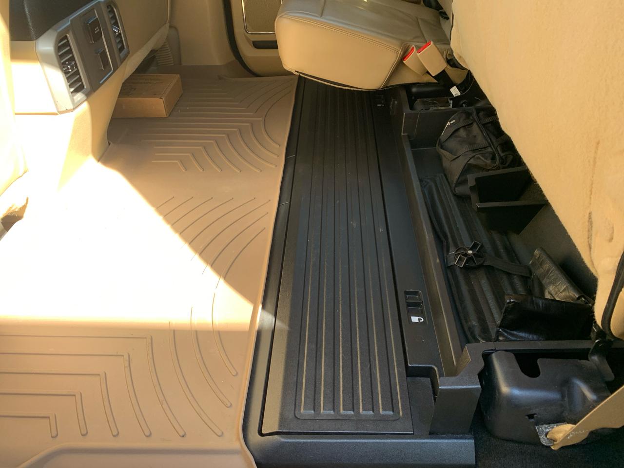 Ford Super Duty F-250 SRW Lariat 4WD Crew Cab 6.75' Box 2017