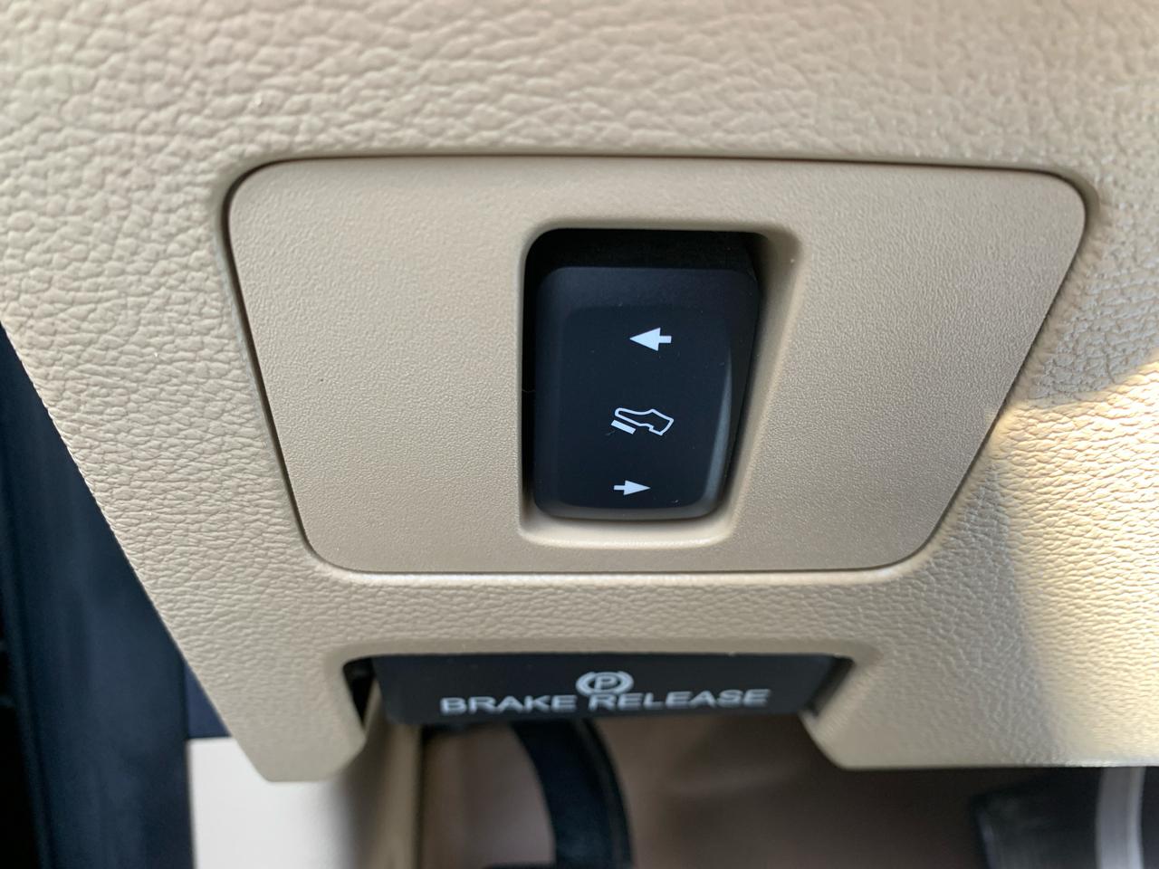 Ford Super Duty F-250 SRW Lariat 4WD Crew Cab 6.75' Box 2017