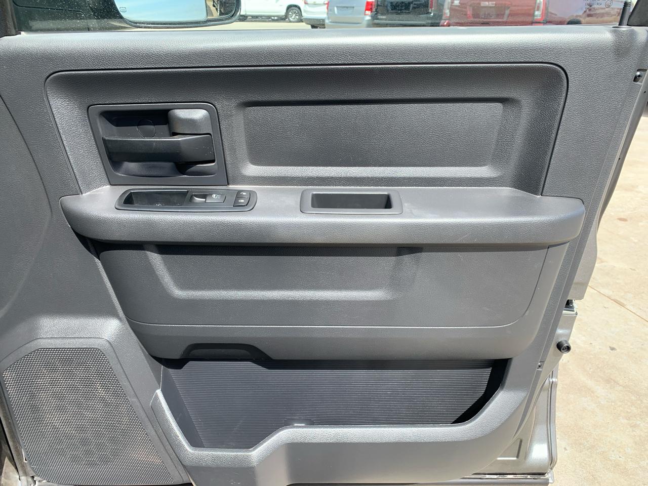 RAM 2500 4WD Crew Cab 149" ST 2012