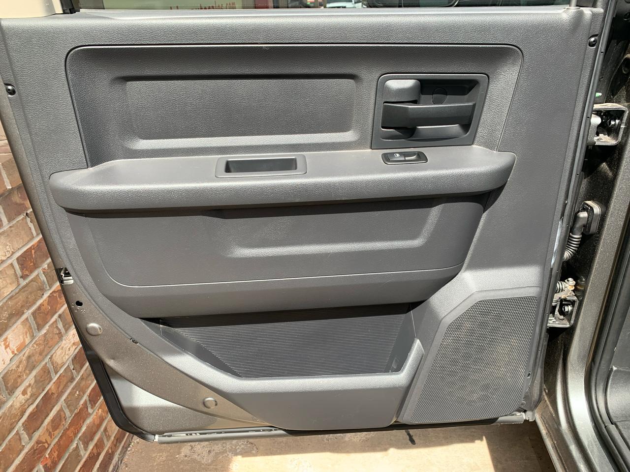 RAM 2500 4WD Crew Cab 149" ST 2012