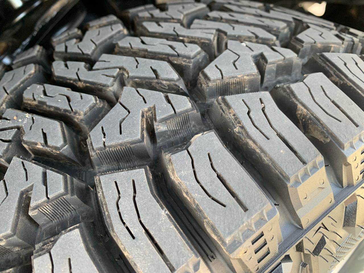 Ford F-150 4WD SuperCrew 139" Lariat 2010