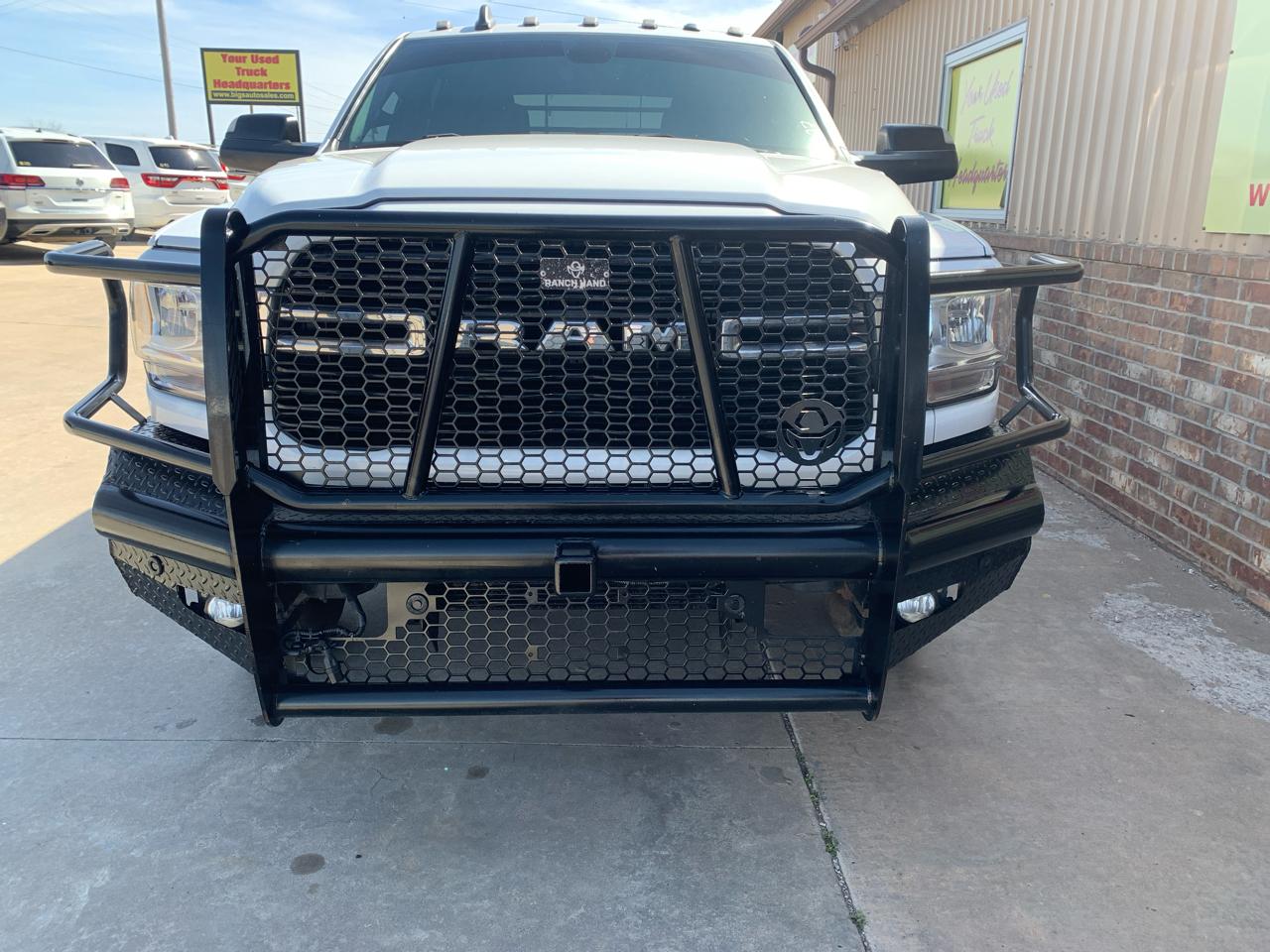 RAM 3500 Lone Star 4x4 Crew Cab 8' Box 2019