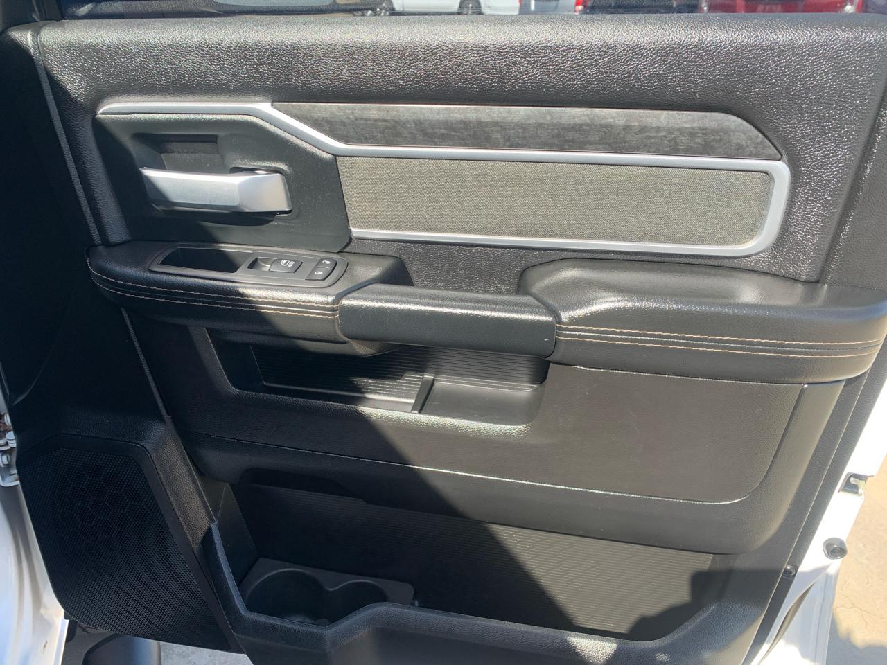 RAM 3500 Lone Star 4x4 Crew Cab 8' Box 2019