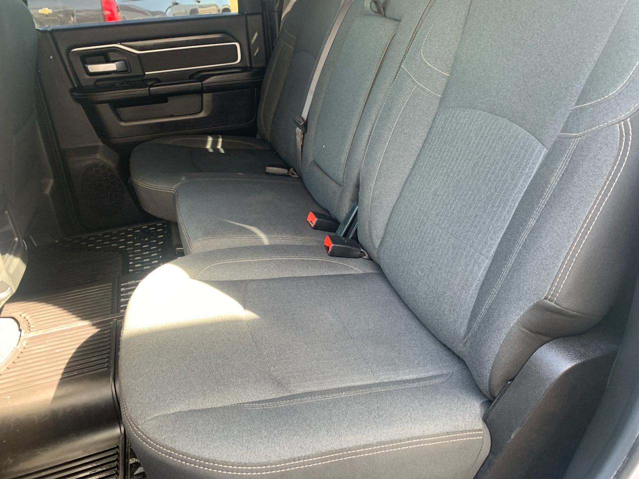 RAM 3500 Lone Star 4x4 Crew Cab 8' Box 2019