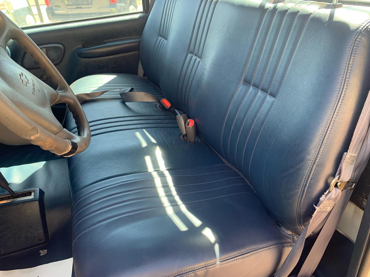 Chevrolet C/K 3500 Reg Cab 159.5" WB 4WD DRW 2000