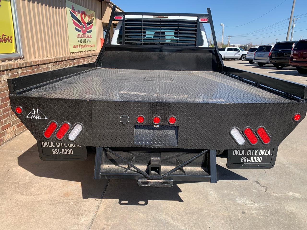 Ford Super Duty F-350 DRW 4WD Crew Cab 176" WB 60" CA XL 2013