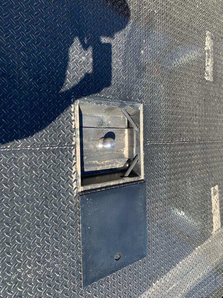 Ford Super Duty F-350 DRW 4WD Crew Cab 176" WB 60" CA XL 2013