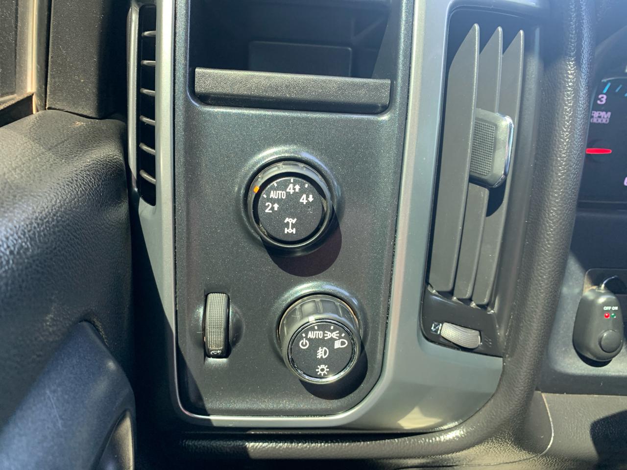 Chevrolet Silverado 1500 4WD Crew Cab 143.5" LT w/1LT 2014