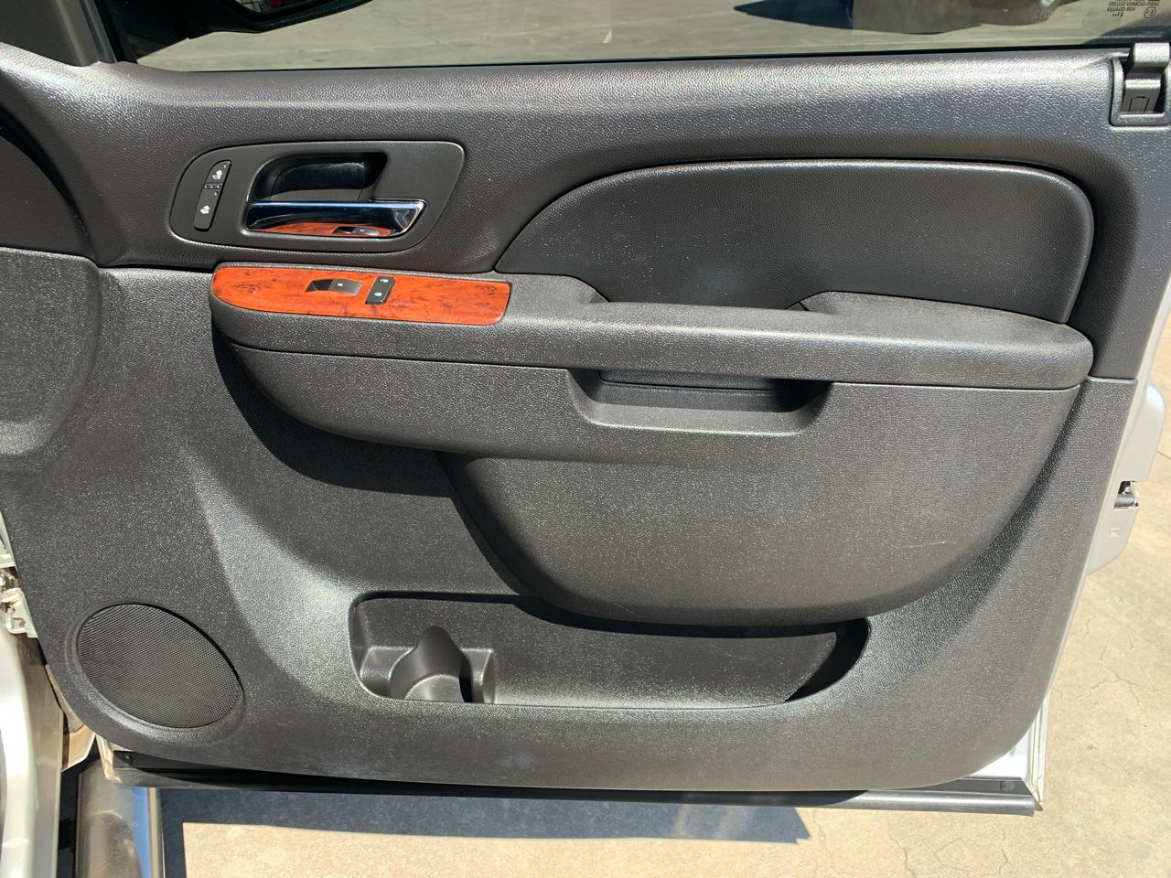 Chevrolet Silverado 1500 4WD Crew Cab 143.5" LTZ 2011