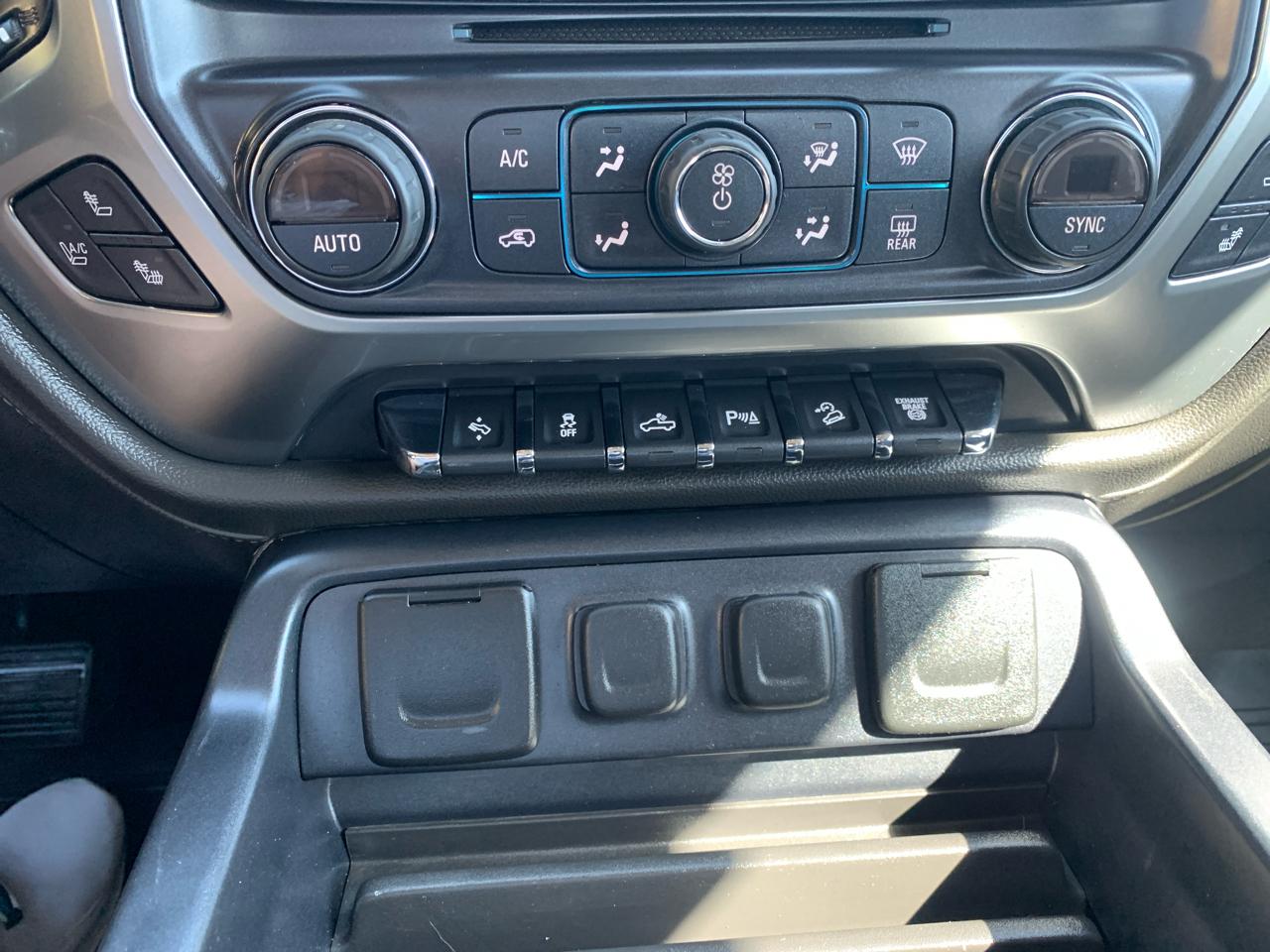 Chevrolet Silverado 2500HD Built After Aug 14 4WD Crew Cab 153.7" LTZ 2015