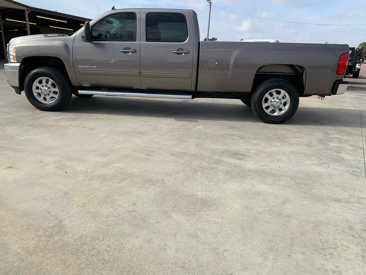 Chevrolet Silverado 3500HD 2WD Crew Cab 167.7" LTZ 2013