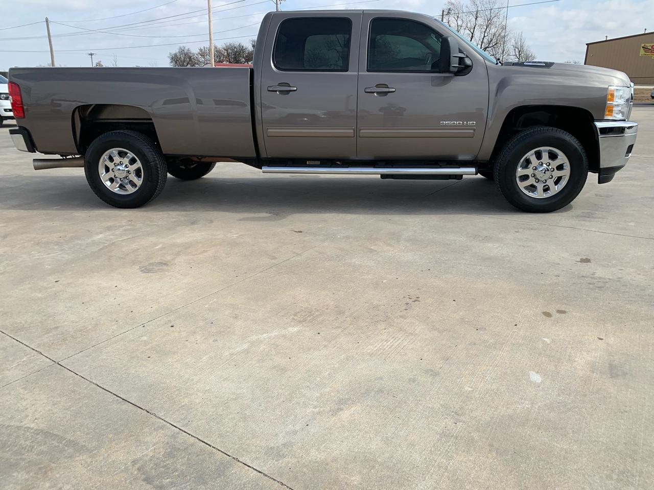 Chevrolet Silverado 3500HD 2WD Crew Cab 167.7" LTZ 2013